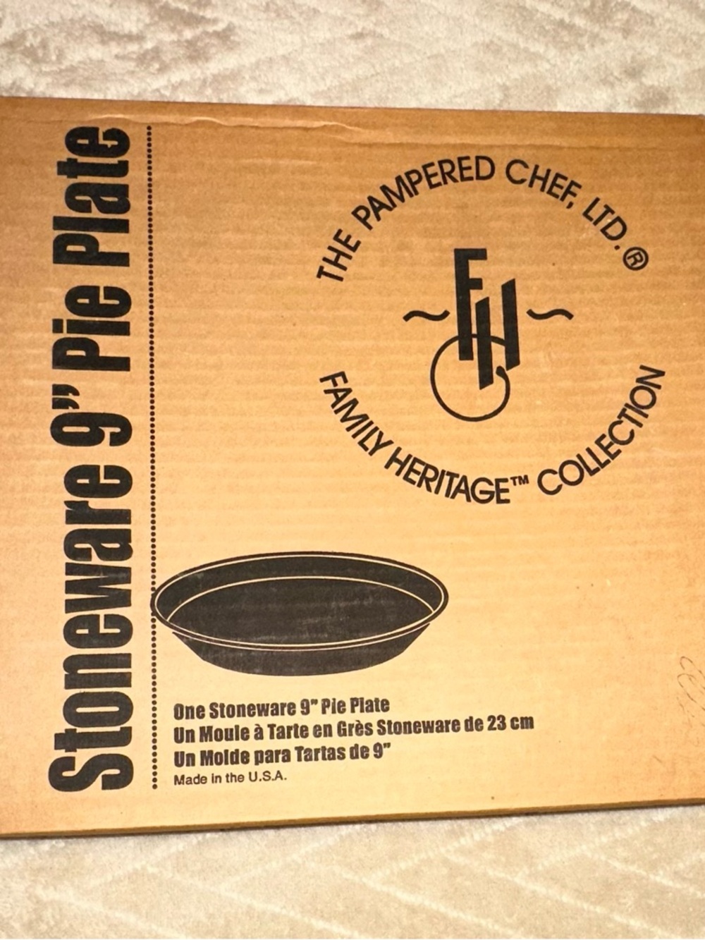 The Pampered Chef Stoneware 9" Pie Plate Box - Brown Cardboard Graphics